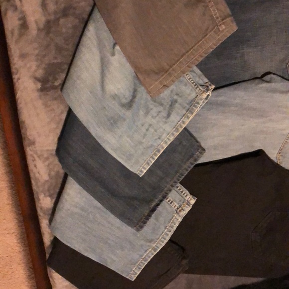 Levi Jeans Bundle - Picture 3 of 3